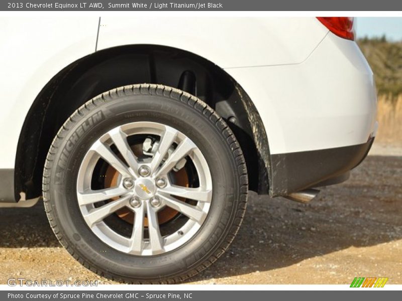 Summit White / Light Titanium/Jet Black 2013 Chevrolet Equinox LT AWD