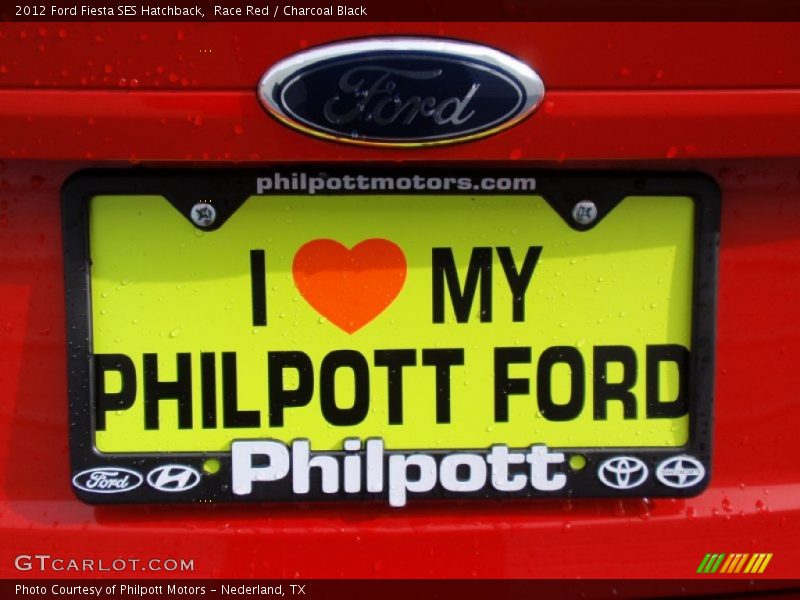 Race Red / Charcoal Black 2012 Ford Fiesta SES Hatchback