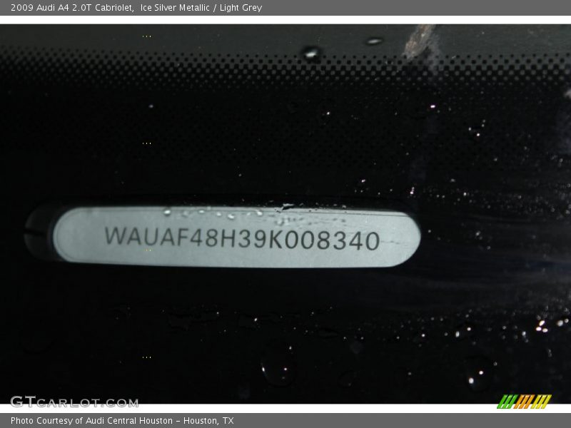Ice Silver Metallic / Light Grey 2009 Audi A4 2.0T Cabriolet