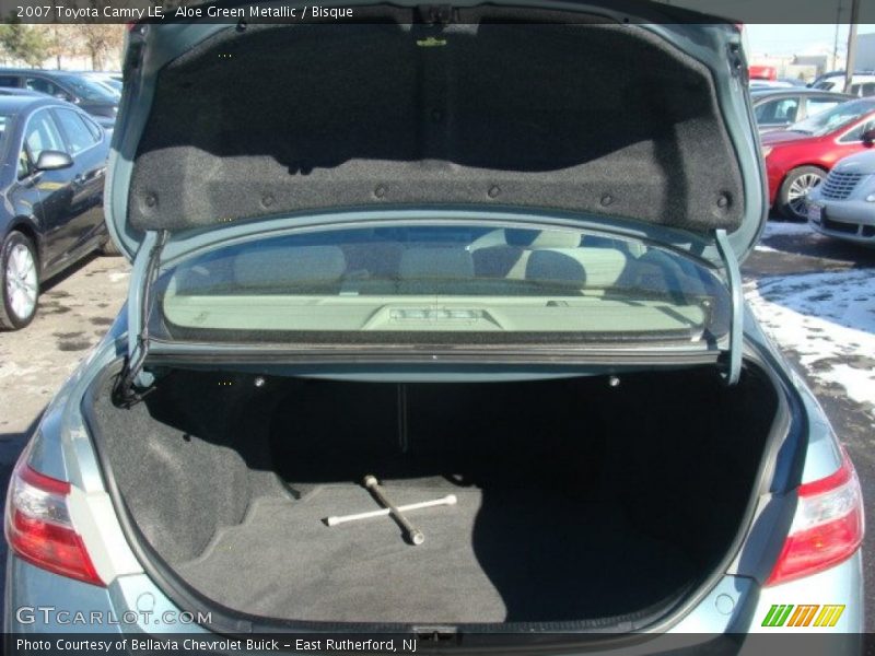 Aloe Green Metallic / Bisque 2007 Toyota Camry LE