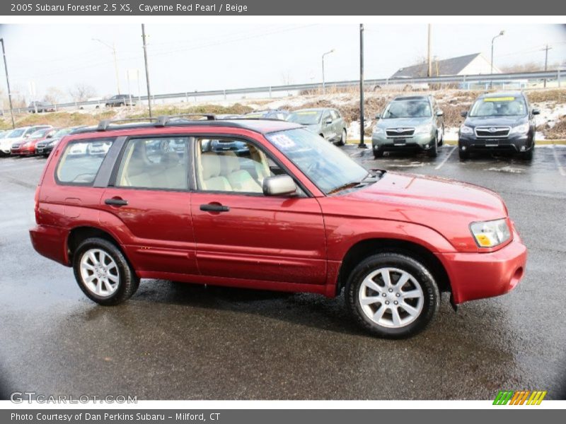 Cayenne Red Pearl / Beige 2005 Subaru Forester 2.5 XS