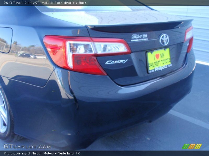 Attitude Black Metallic / Black 2013 Toyota Camry SE