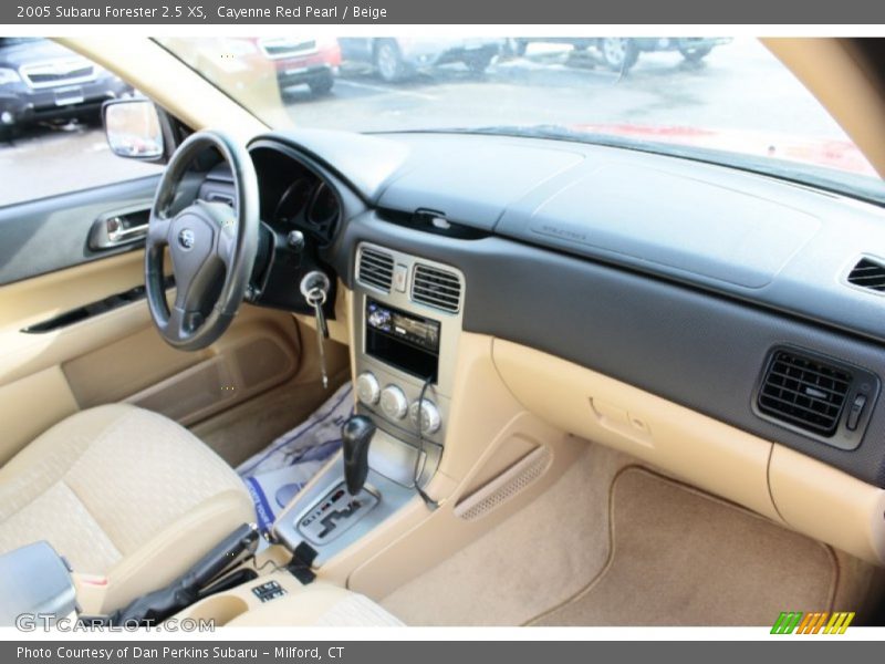 Cayenne Red Pearl / Beige 2005 Subaru Forester 2.5 XS