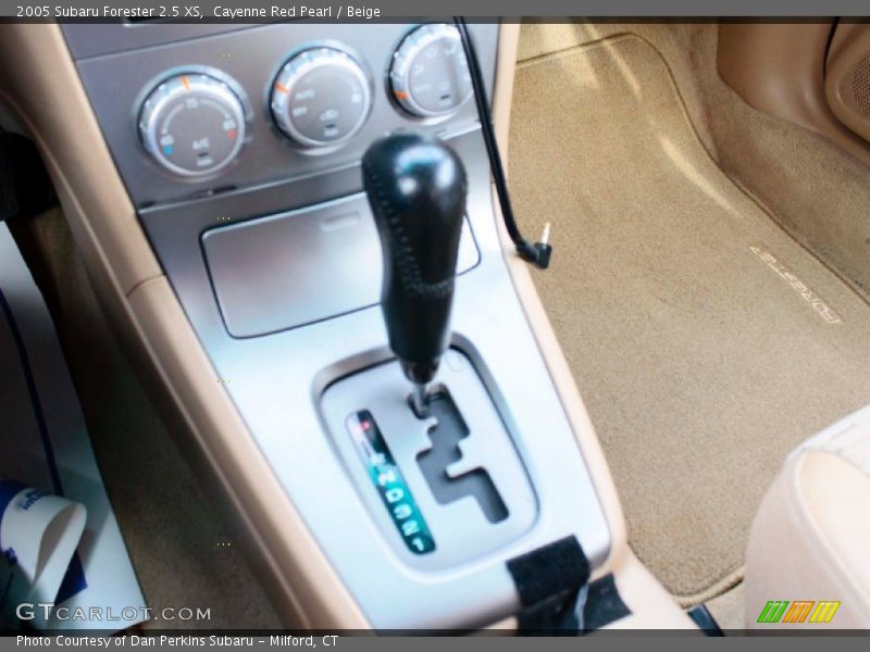 Cayenne Red Pearl / Beige 2005 Subaru Forester 2.5 XS