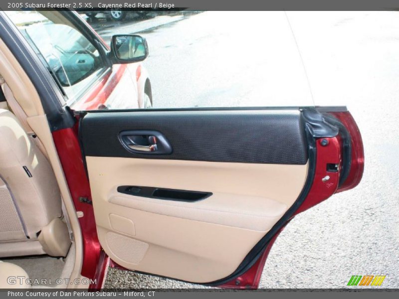Cayenne Red Pearl / Beige 2005 Subaru Forester 2.5 XS