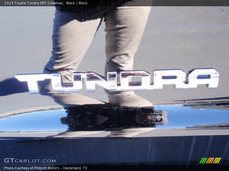 Black / Black 2014 Toyota Tundra SR5 Crewmax
