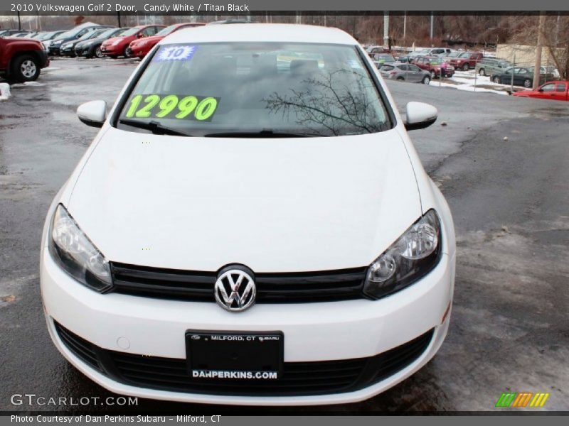 Candy White / Titan Black 2010 Volkswagen Golf 2 Door