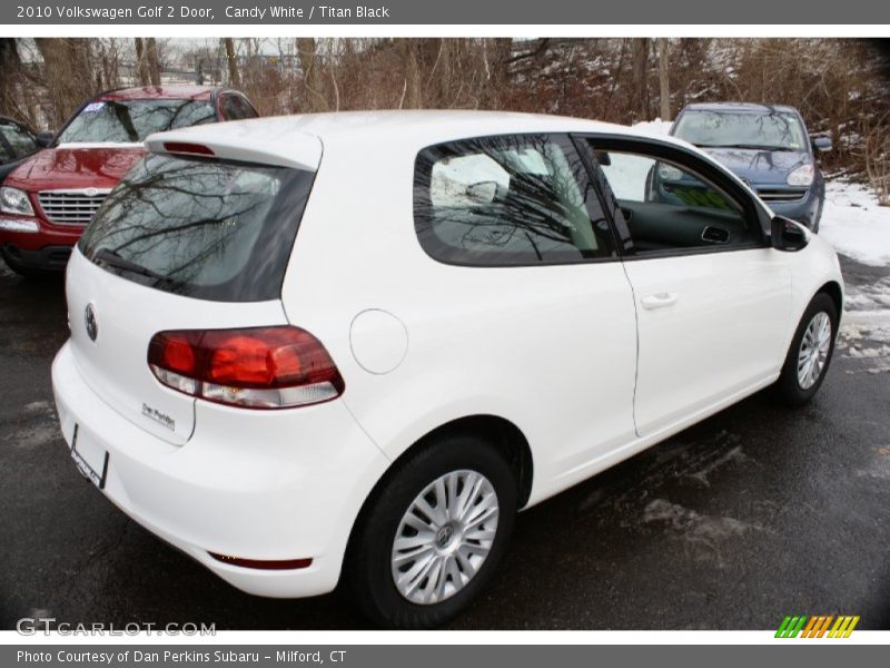 Candy White / Titan Black 2010 Volkswagen Golf 2 Door