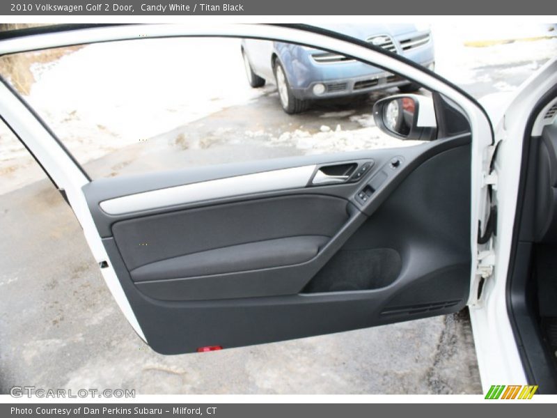 Candy White / Titan Black 2010 Volkswagen Golf 2 Door