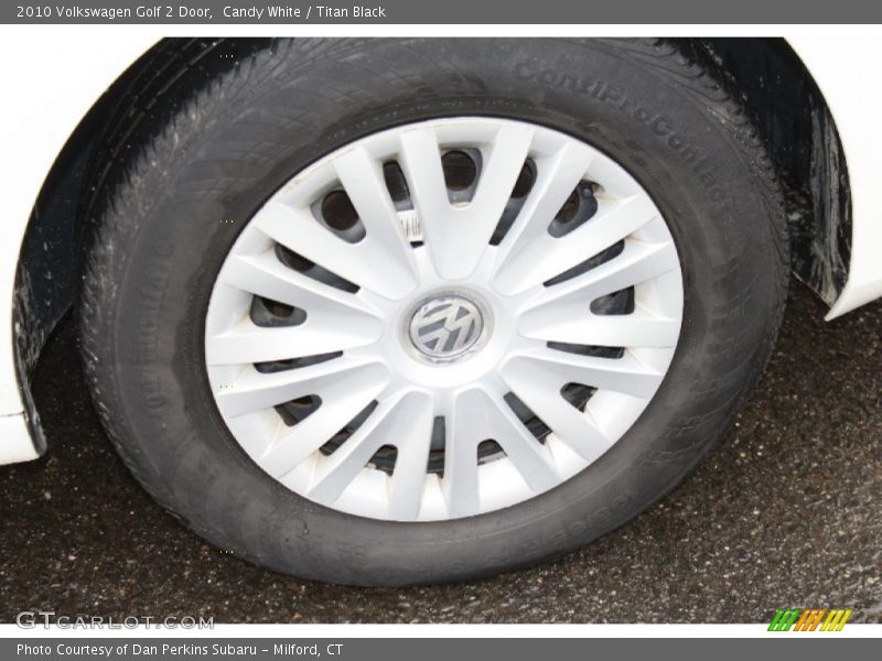 Candy White / Titan Black 2010 Volkswagen Golf 2 Door