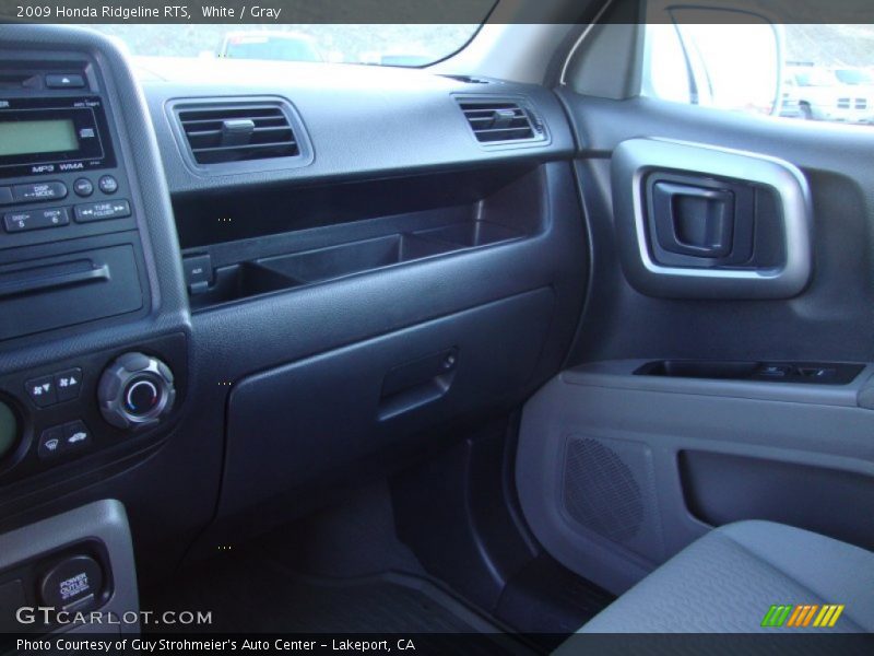 White / Gray 2009 Honda Ridgeline RTS