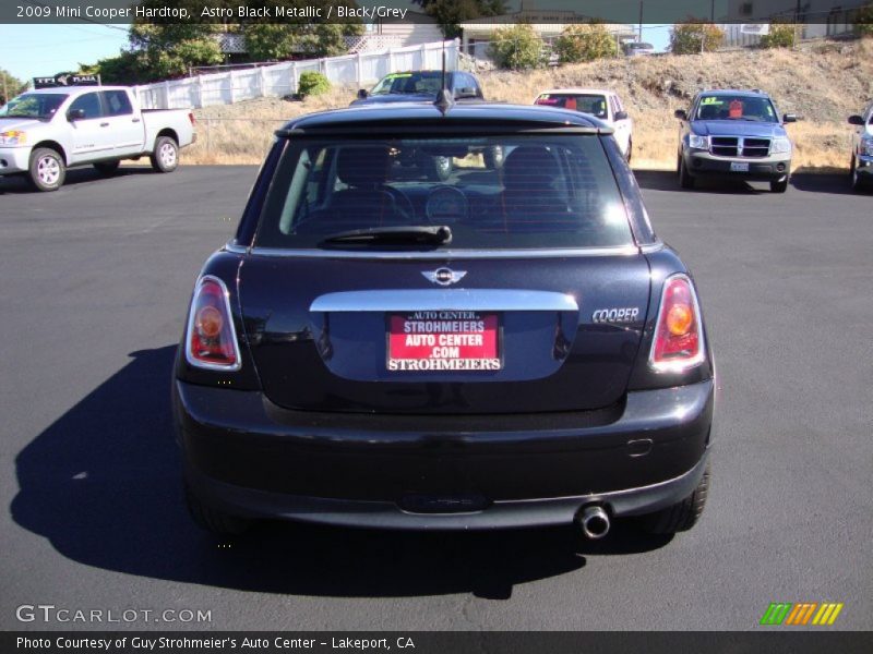 Astro Black Metallic / Black/Grey 2009 Mini Cooper Hardtop