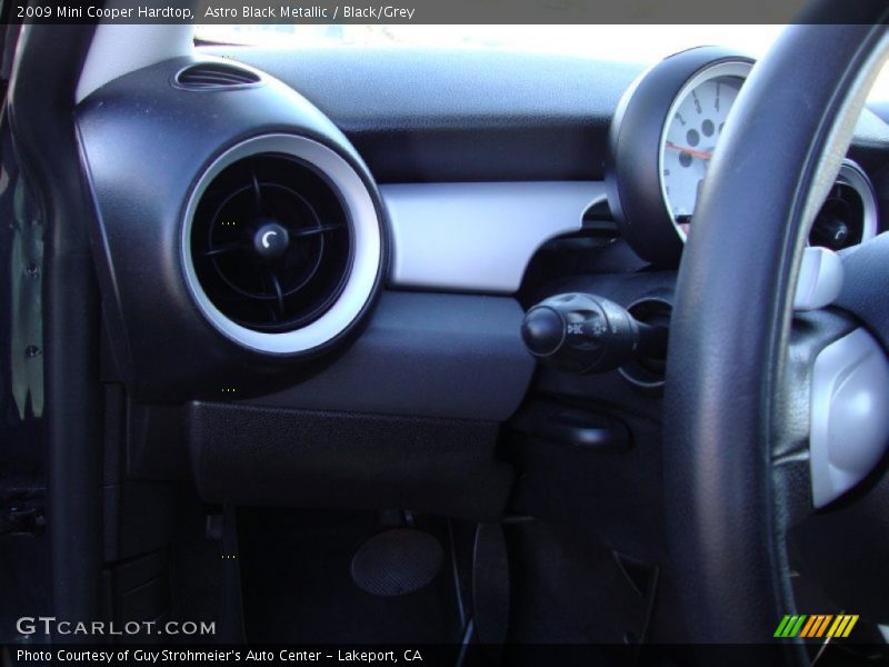 Astro Black Metallic / Black/Grey 2009 Mini Cooper Hardtop