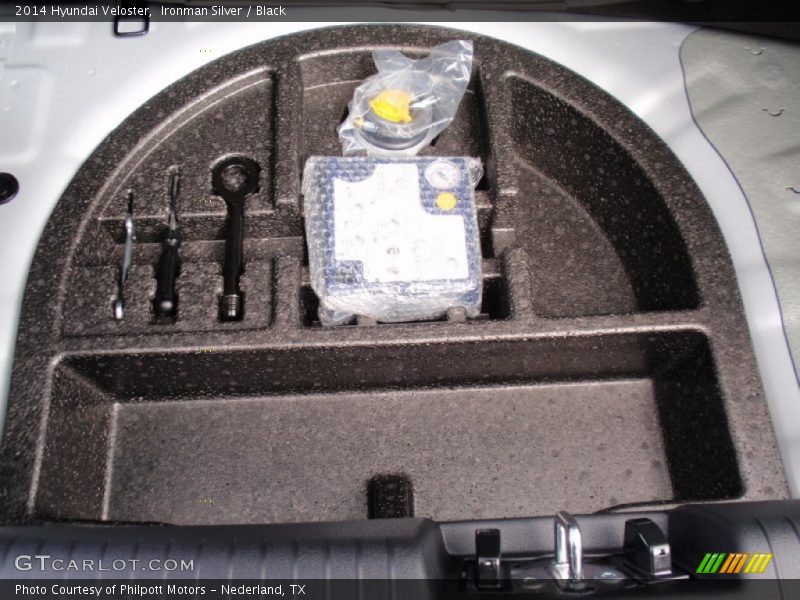 Ironman Silver / Black 2014 Hyundai Veloster