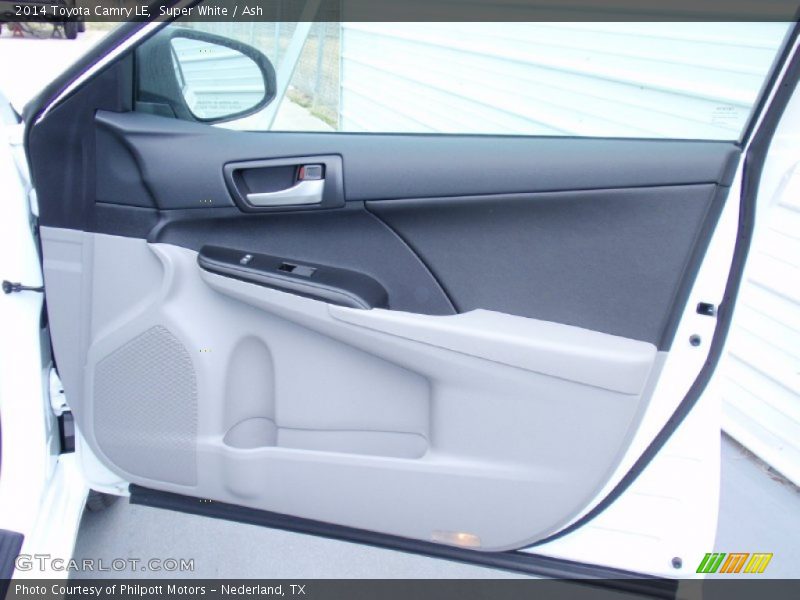 Super White / Ash 2014 Toyota Camry LE