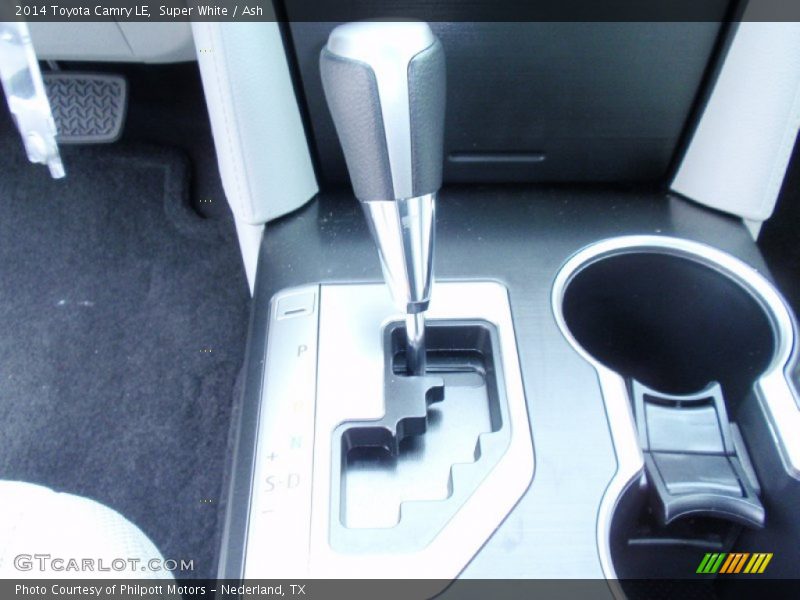 Super White / Ash 2014 Toyota Camry LE