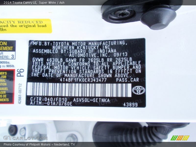 Super White / Ash 2014 Toyota Camry LE
