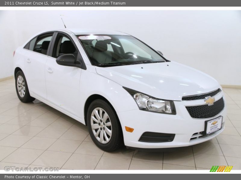 Summit White / Jet Black/Medium Titanium 2011 Chevrolet Cruze LS