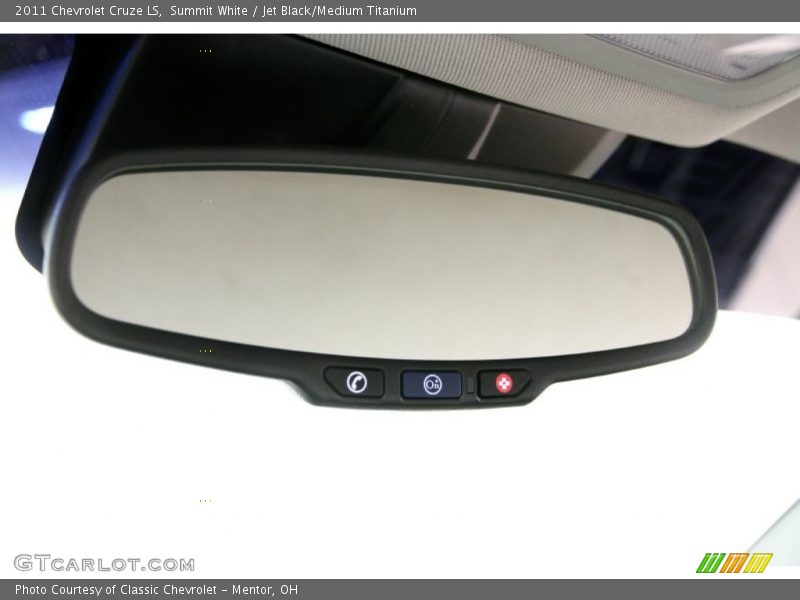 Summit White / Jet Black/Medium Titanium 2011 Chevrolet Cruze LS