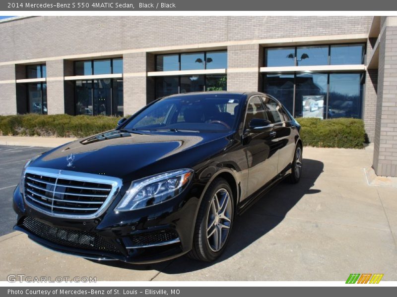 Front 3/4 View of 2014 S 550 4MATIC Sedan