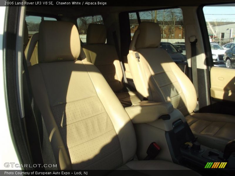 Chawton White / Alpaca Beige 2006 Land Rover LR3 V8 SE