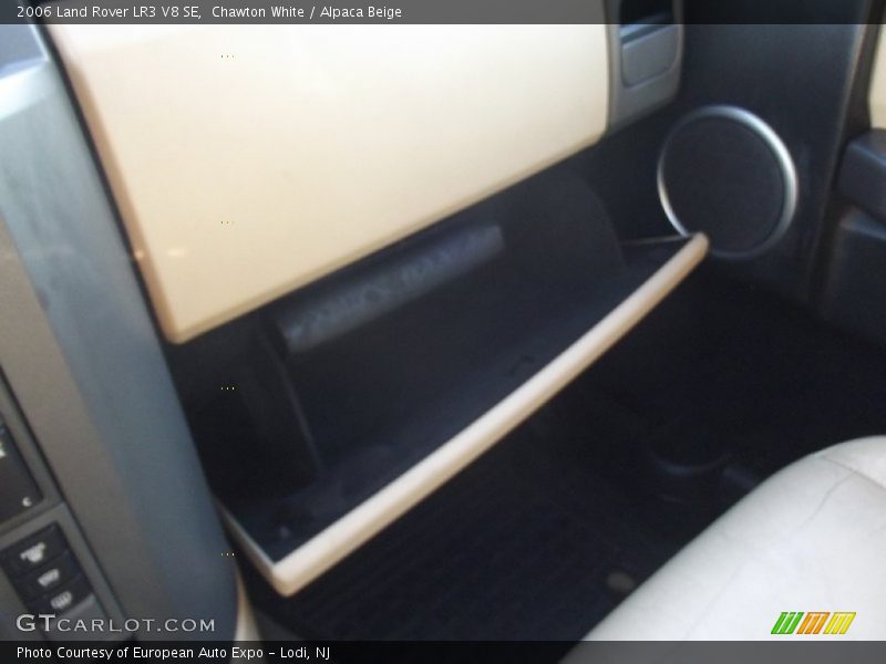 Chawton White / Alpaca Beige 2006 Land Rover LR3 V8 SE