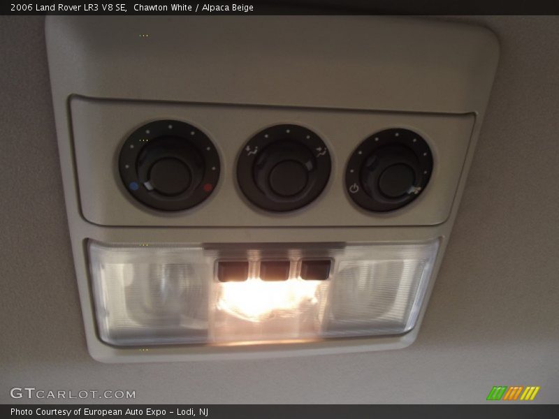 Chawton White / Alpaca Beige 2006 Land Rover LR3 V8 SE