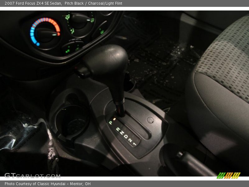 Pitch Black / Charcoal/Light Flint 2007 Ford Focus ZX4 SE Sedan