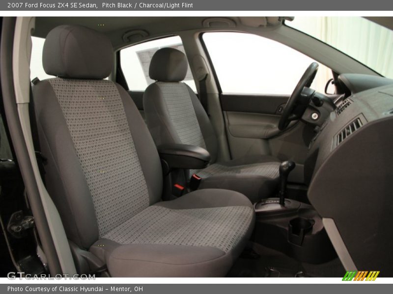 Pitch Black / Charcoal/Light Flint 2007 Ford Focus ZX4 SE Sedan
