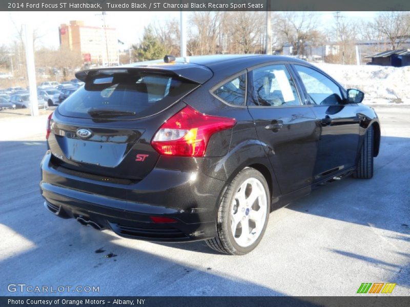 Tuxedo Black / ST Charcoal Black Recaro Sport Seats 2014 Ford Focus ST Hatchback