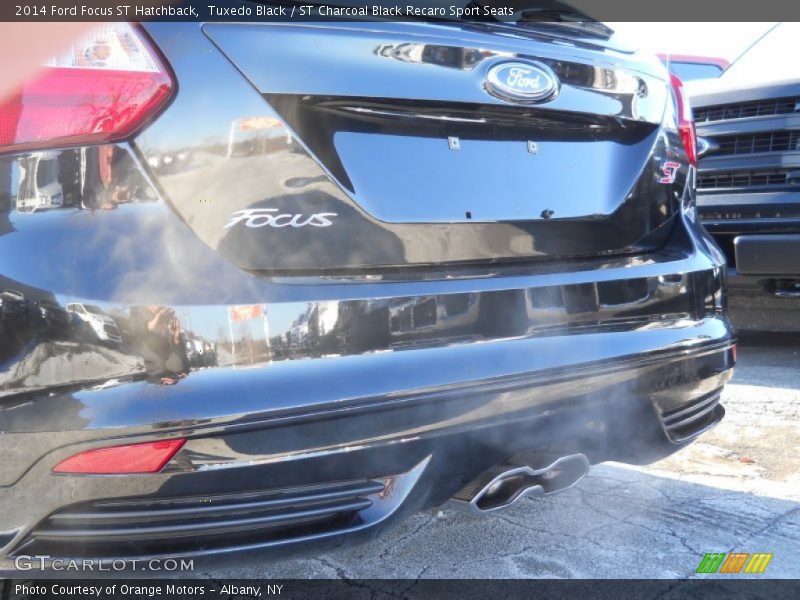 Exhaust of 2014 Focus ST Hatchback