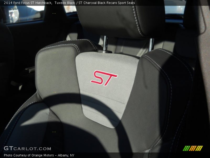 Tuxedo Black / ST Charcoal Black Recaro Sport Seats 2014 Ford Focus ST Hatchback