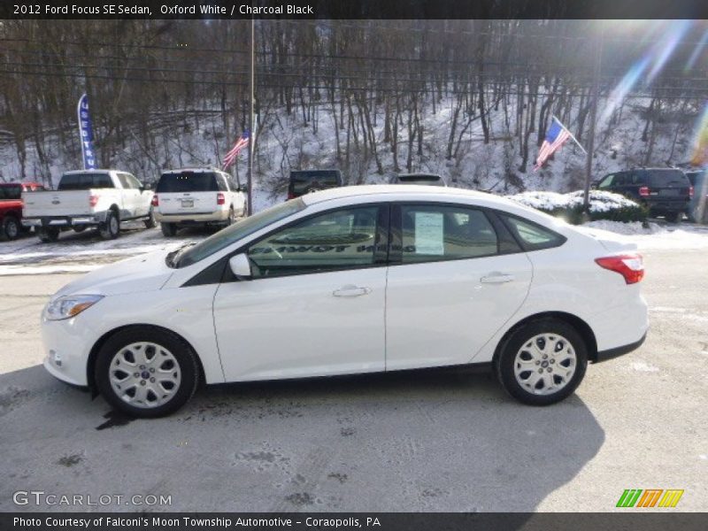 Oxford White / Charcoal Black 2012 Ford Focus SE Sedan