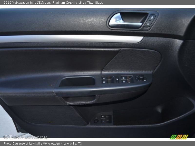 Platinum Grey Metallic / Titan Black 2010 Volkswagen Jetta SE Sedan