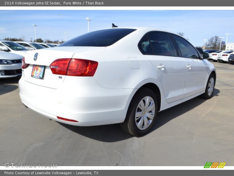 Pure White / Titan Black 2014 Volkswagen Jetta SE Sedan