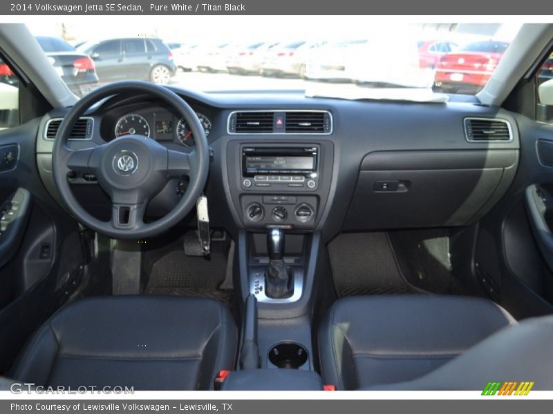 Pure White / Titan Black 2014 Volkswagen Jetta SE Sedan