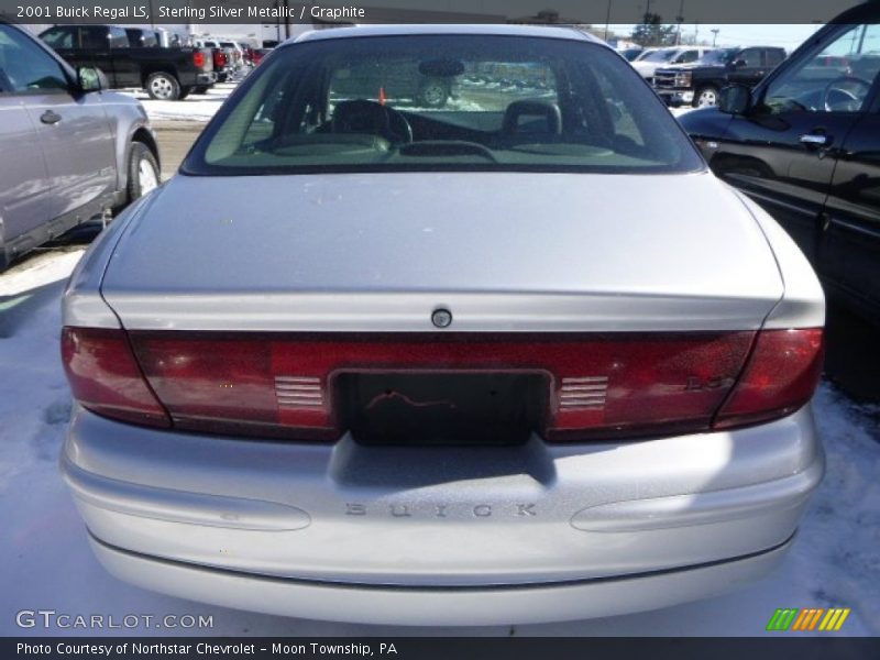 Sterling Silver Metallic / Graphite 2001 Buick Regal LS