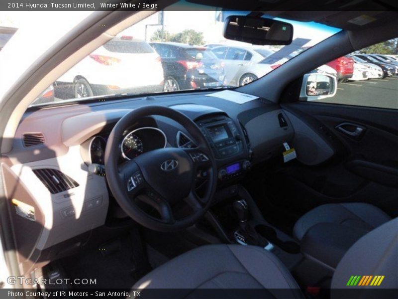 Winter White / Beige 2014 Hyundai Tucson Limited