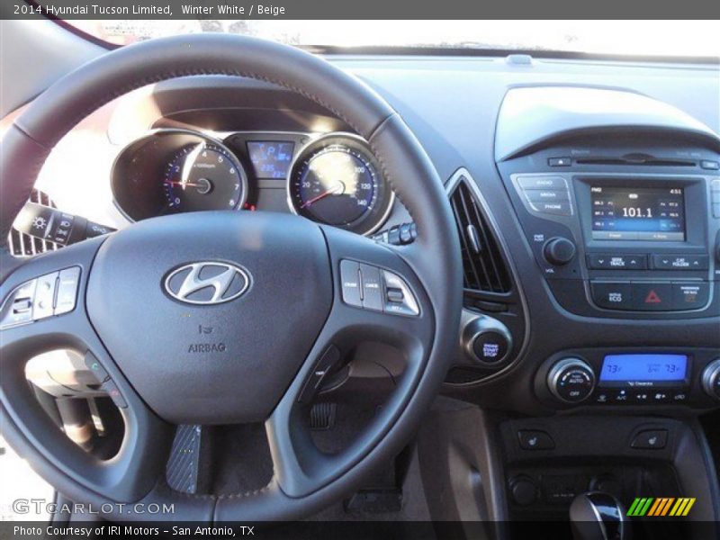 Winter White / Beige 2014 Hyundai Tucson Limited