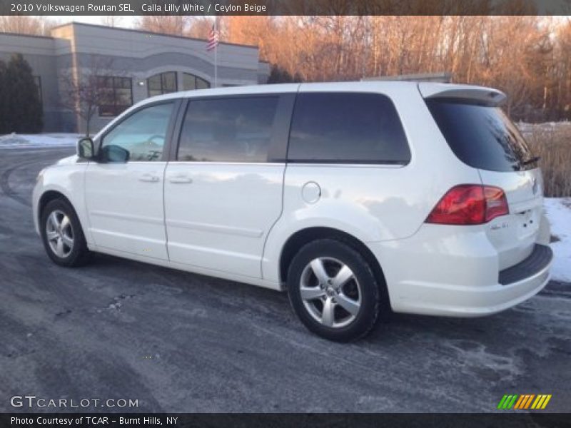 Calla Lilly White / Ceylon Beige 2010 Volkswagen Routan SEL