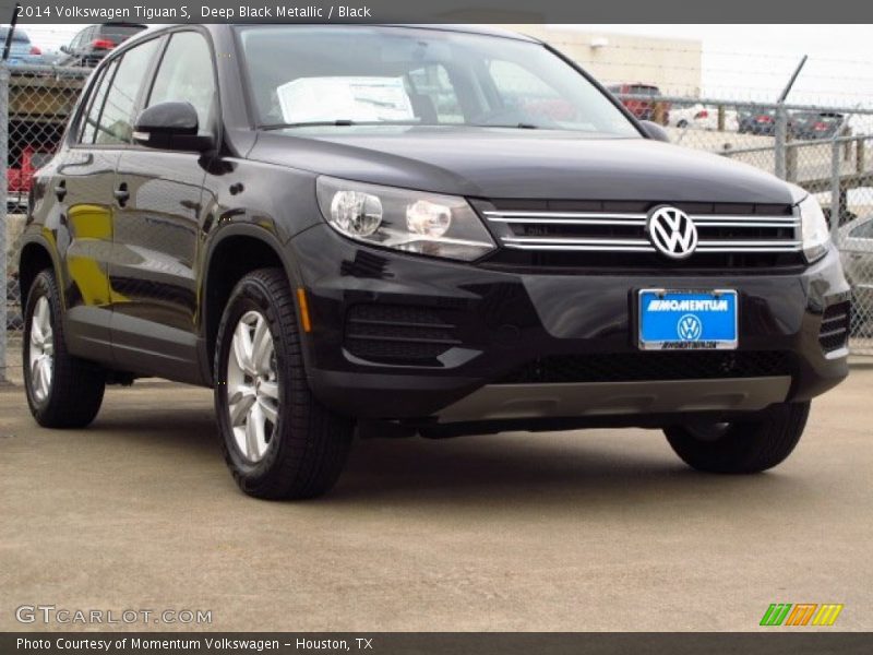 Deep Black Metallic / Black 2014 Volkswagen Tiguan S
