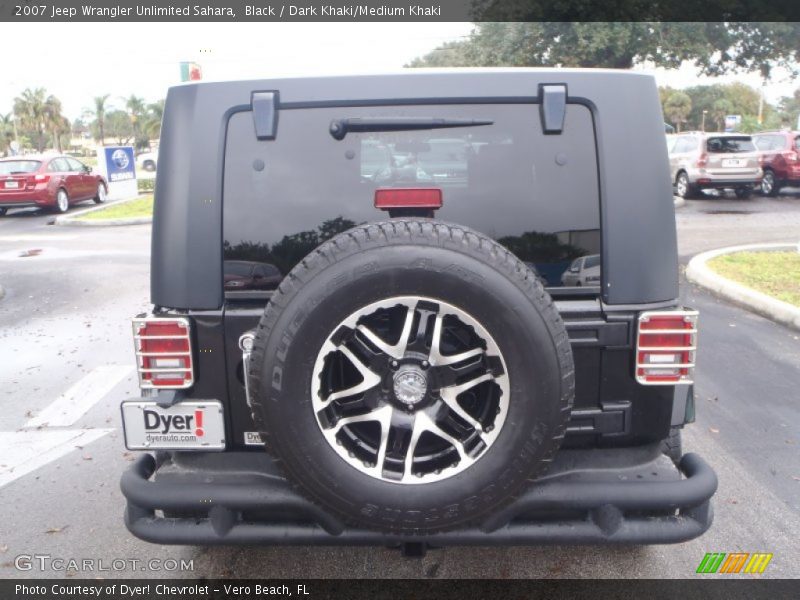 Black / Dark Khaki/Medium Khaki 2007 Jeep Wrangler Unlimited Sahara