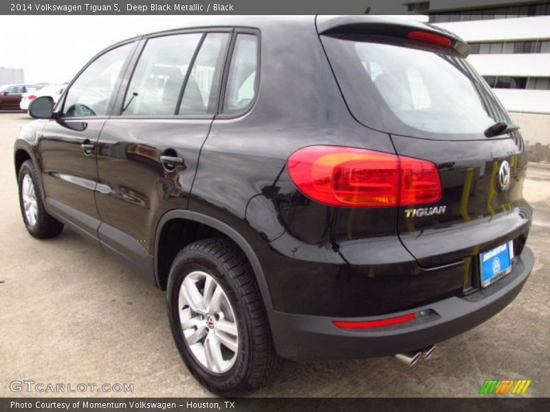 Deep Black Metallic / Black 2014 Volkswagen Tiguan S