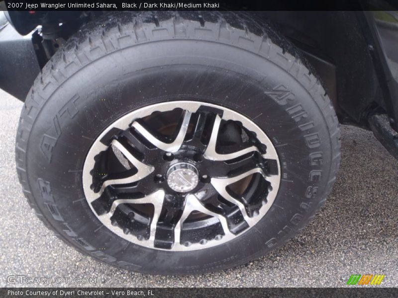 Black / Dark Khaki/Medium Khaki 2007 Jeep Wrangler Unlimited Sahara