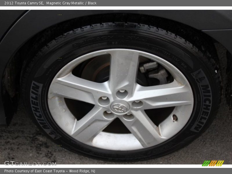 Magnetic Gray Metallic / Black 2012 Toyota Camry SE