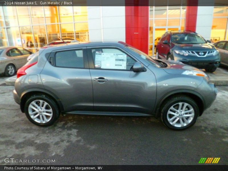 Gun Metallic / Black 2014 Nissan Juke S
