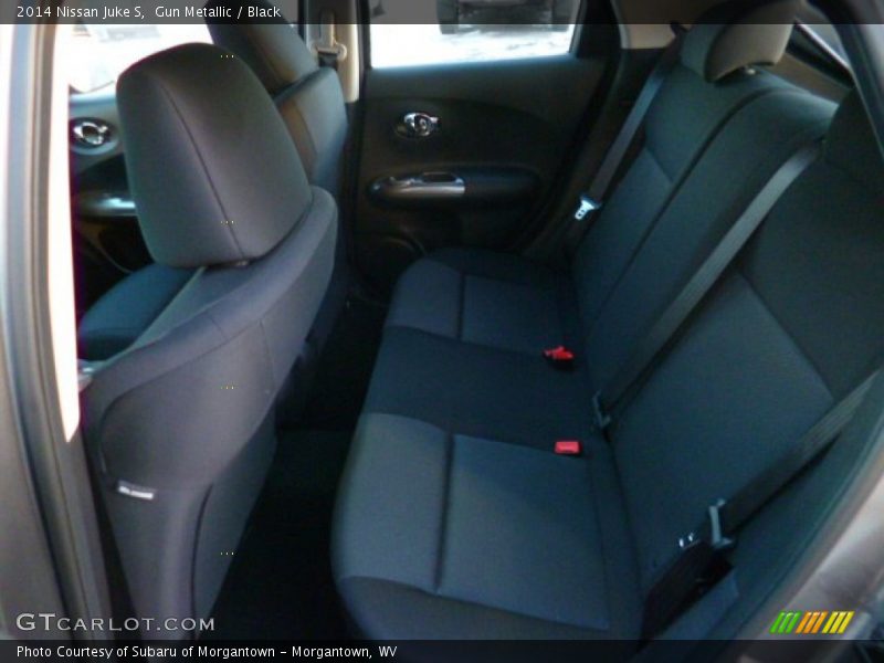 Gun Metallic / Black 2014 Nissan Juke S
