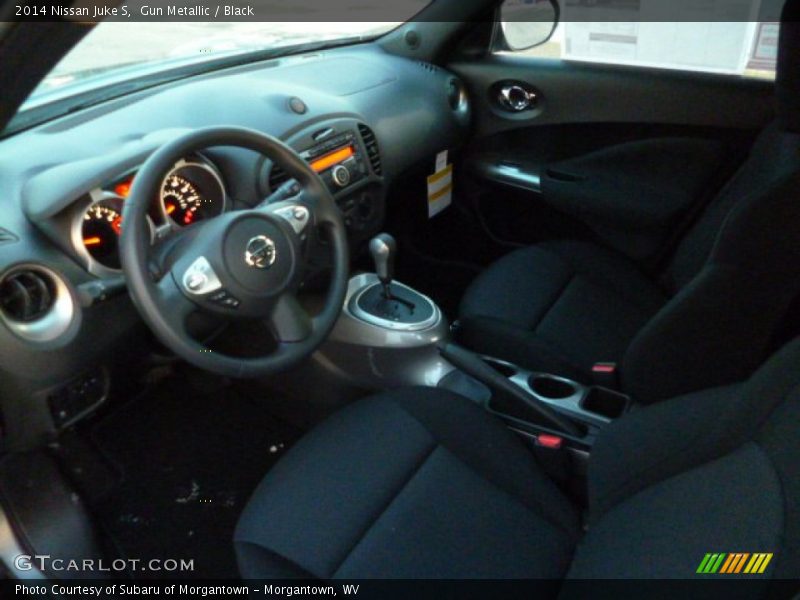 Gun Metallic / Black 2014 Nissan Juke S