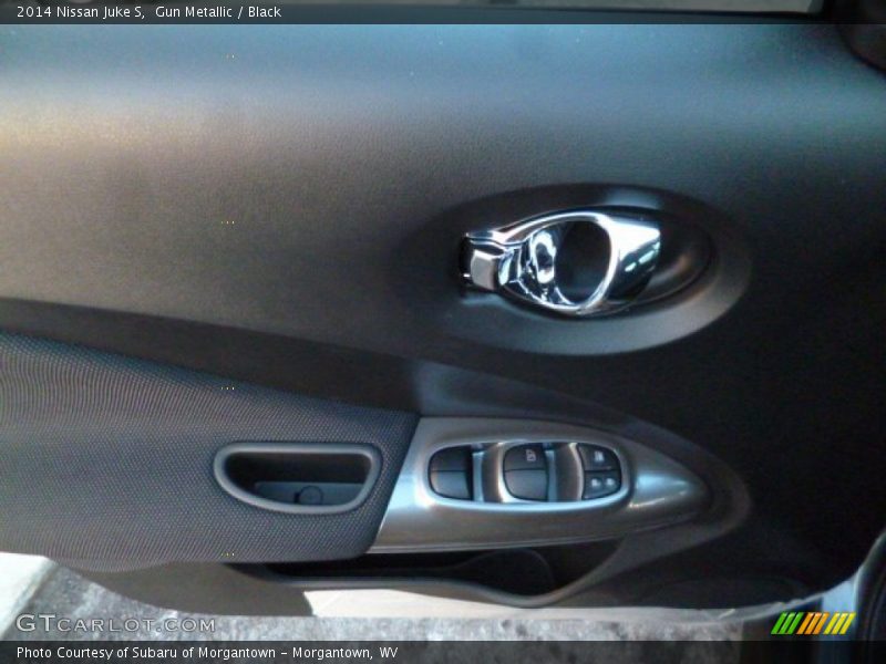 Gun Metallic / Black 2014 Nissan Juke S