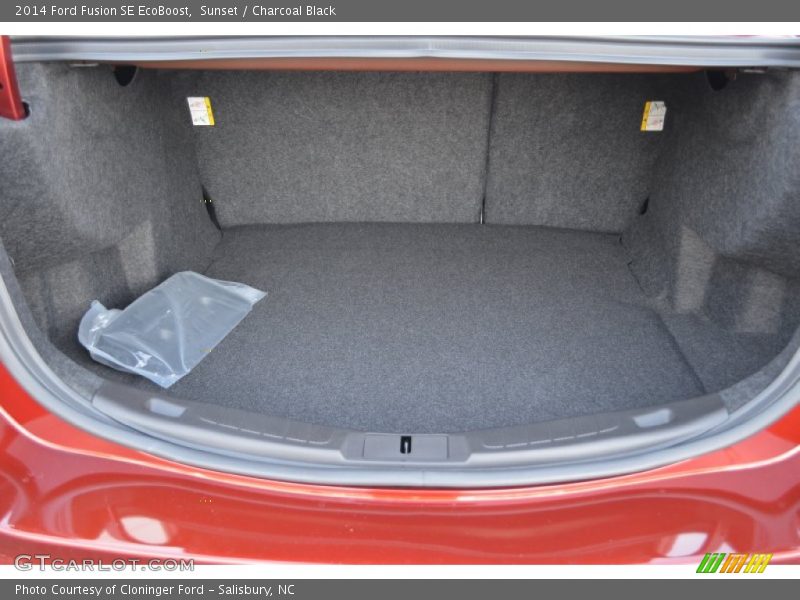  2014 Fusion SE EcoBoost Trunk